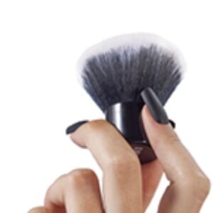 IL Makiage Magic Moisturizing Sun Foam Brush